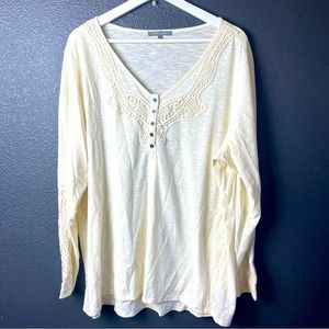 Retro-ology Women's Cream Long Sleeve Pullover Top Size 2X